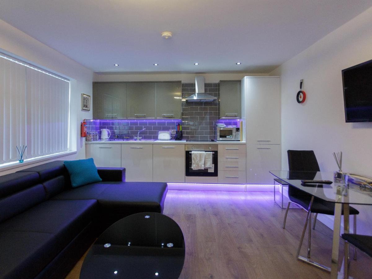 Live in Leeds Greenhill Bungalows Exterior foto