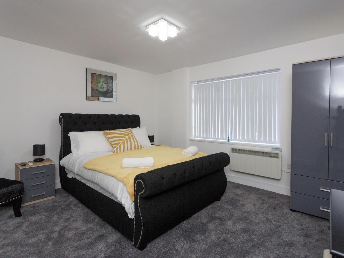 Live in Leeds Greenhill Bungalows Exterior foto