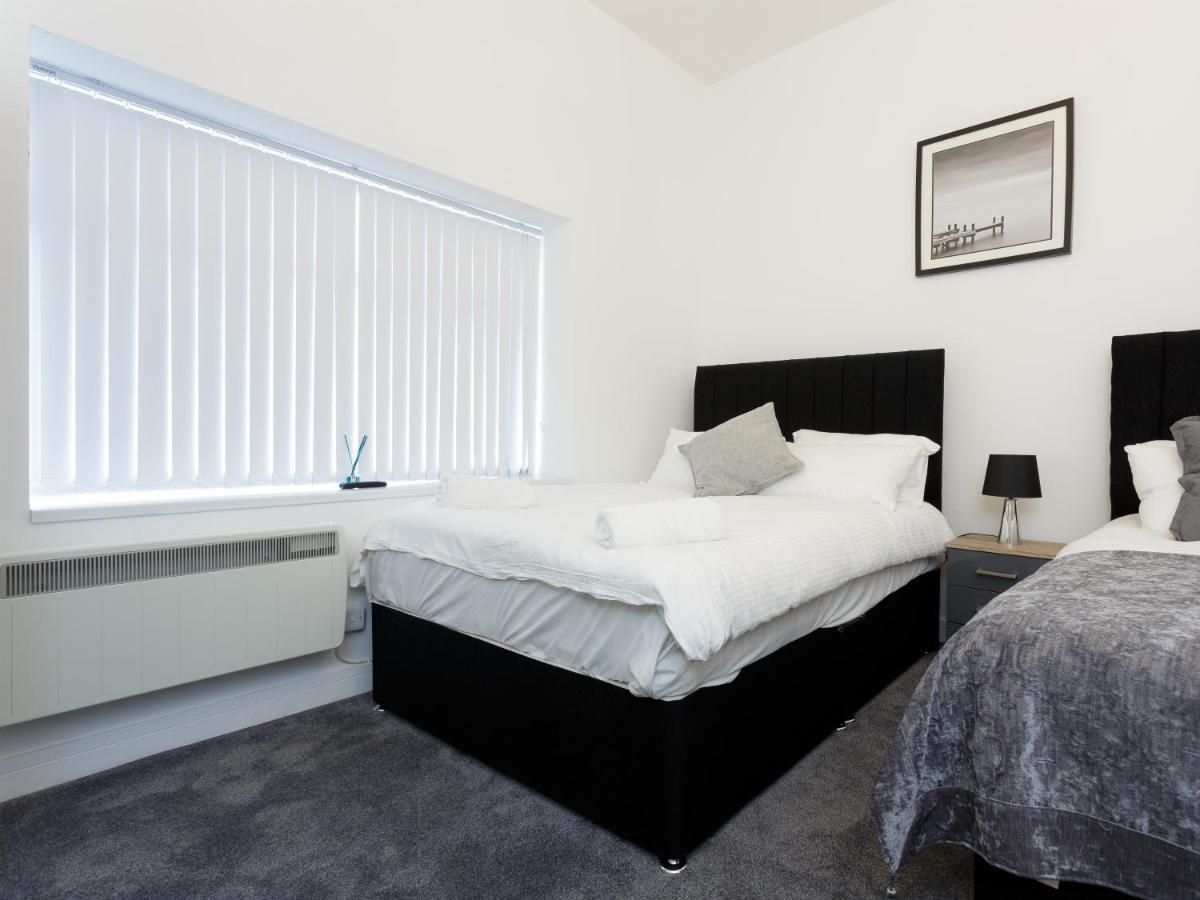 Live in Leeds Greenhill Bungalows Exterior foto
