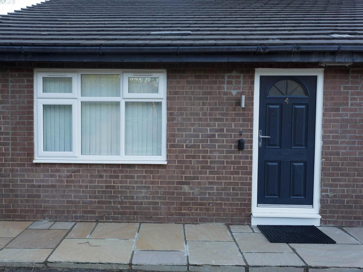 Live in Leeds Greenhill Bungalows Exterior foto